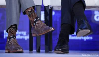 Премьер Канады вновь развеселил народ странными носками