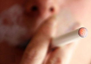 Электронные сигареты травят людей токсинами