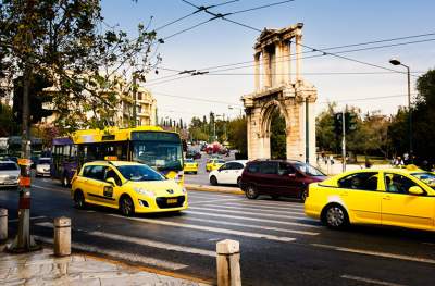 Так выглядит такси в разных странах. Фото