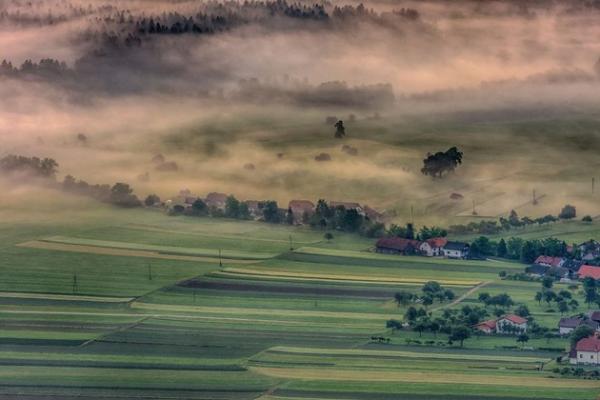 Красоты Европы: фотограф снимает сказочные пейзажи Словении (ФОТО)