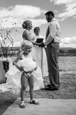 Смешные фотографии из серии "Это свадьба, детка"