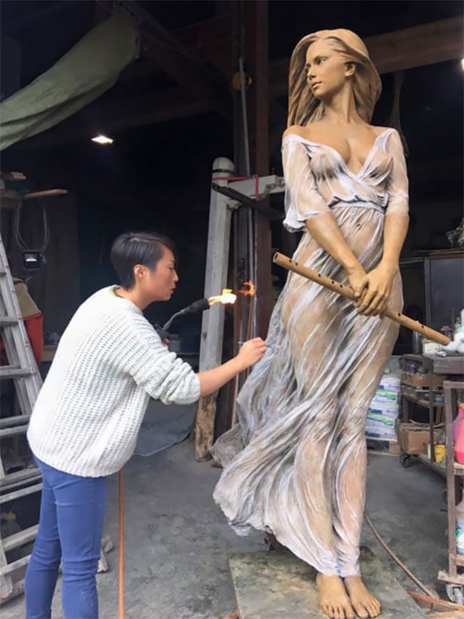 Восхитительные скульптуры женщин от китайской художницы