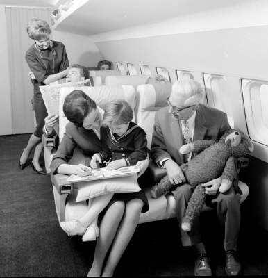 Как обслуживали авиапассажиров бизнес-класса в 60-х годах. Фото
