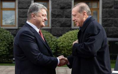 В Сети смеются над истерикой росСМИ из-за встречи Эрдогана и Порошенко