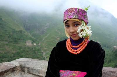 Как живется людям в горах Йемена. Фото
