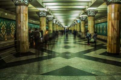 Необычные интерьеры метрополитена в Ташкенте. Фото	