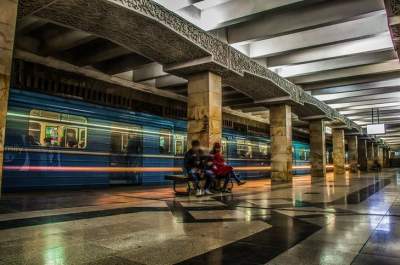 Необычные интерьеры метрополитена в Ташкенте. Фото	