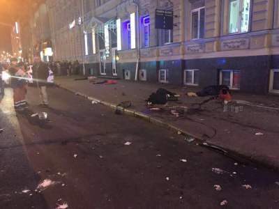 Появились кадры с места смертельного ДТП в Харькове. Видео