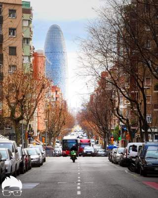 Уютные улочки солнечной Барселоны. Фото