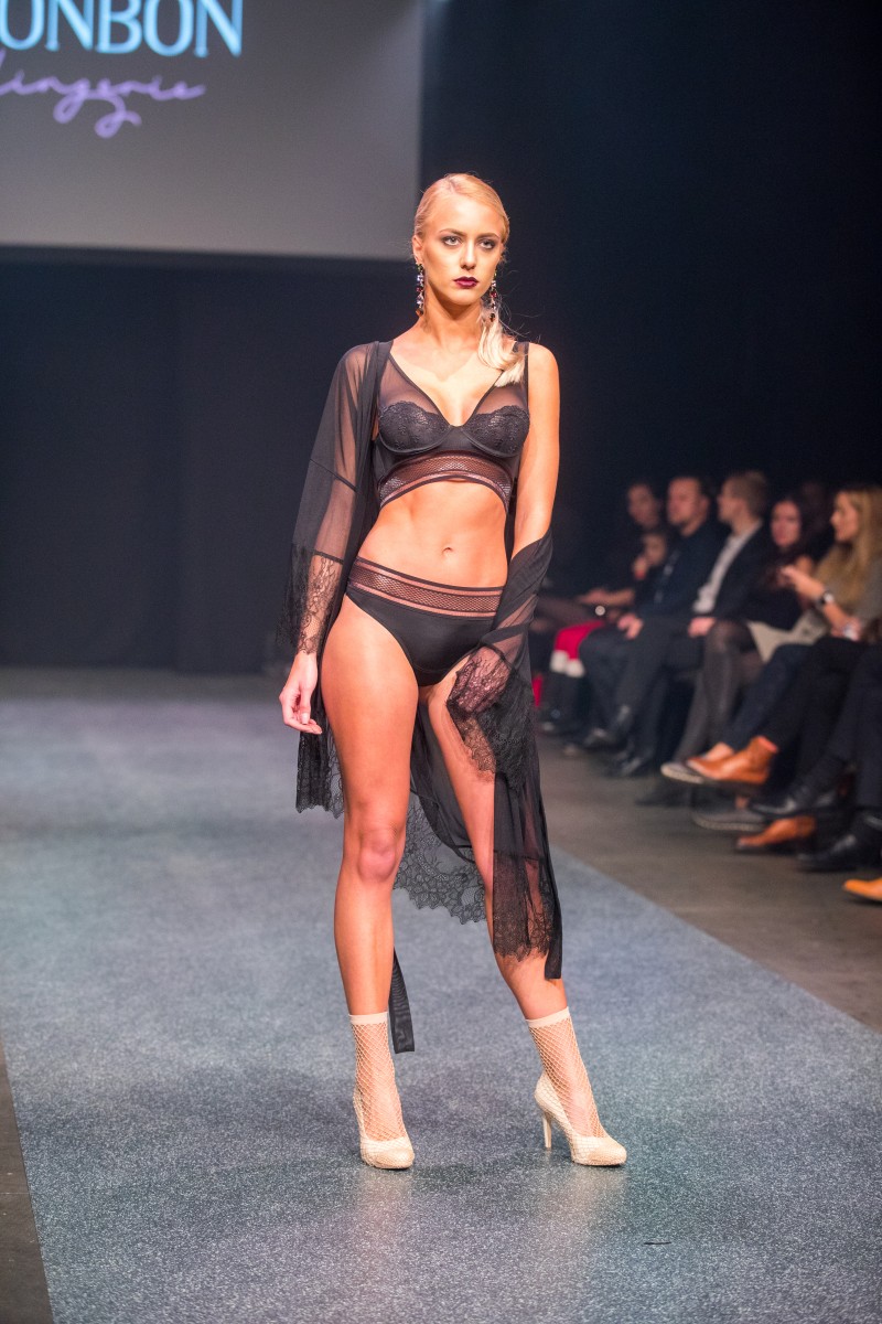 Показ нижнего белья на Таллиннской неделе моды 2017