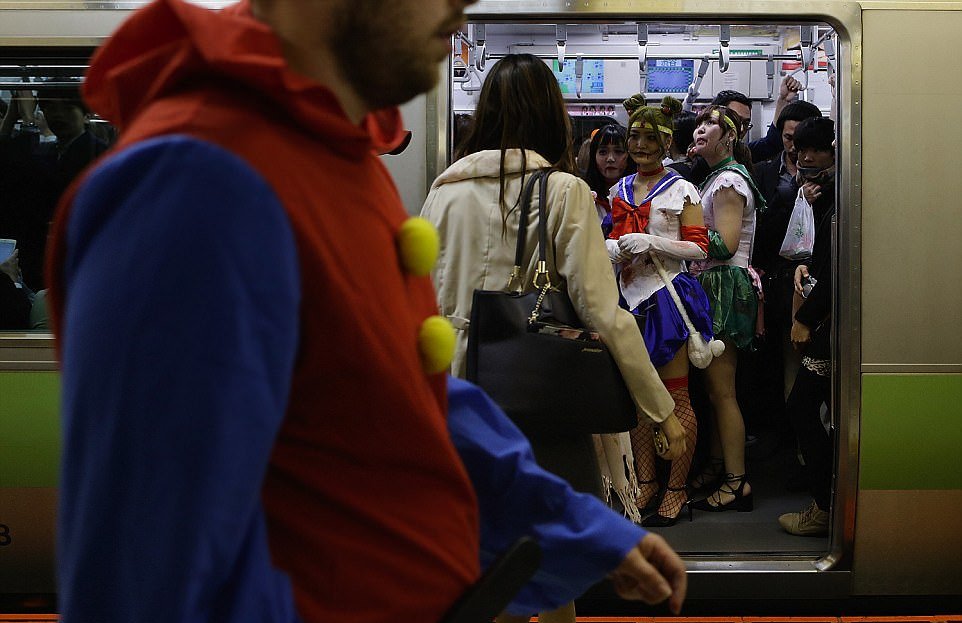 Зомби в японском метро