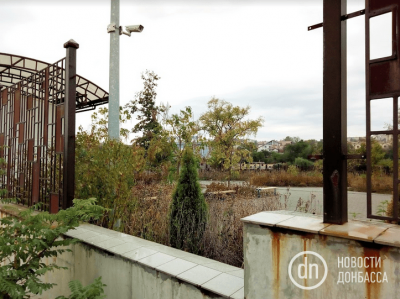 Элитная школа на оккупированном Донбассе превратилась в развалины. Фото