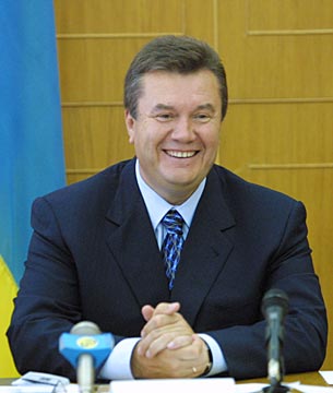 Янукович опять оконфузился 