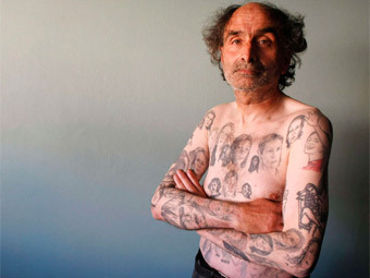 Продавец из Мексики вытатуировал на своем теле 82 портрета Джулии Робертс