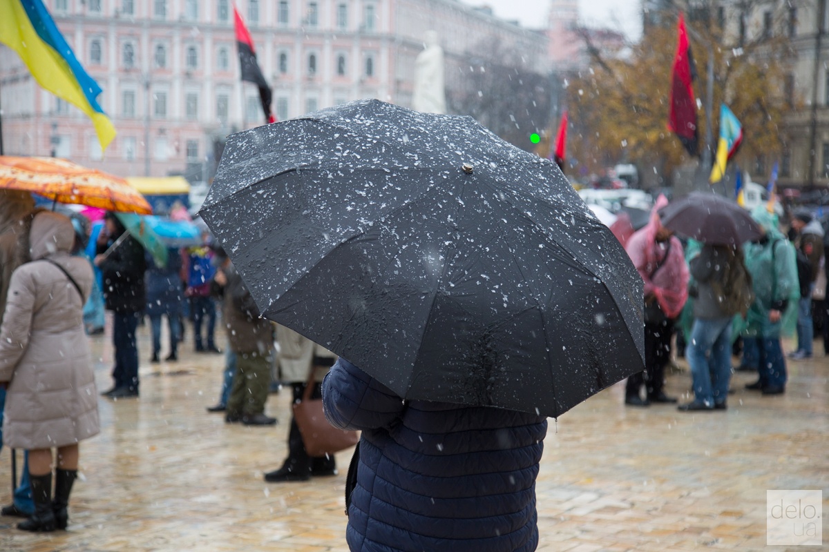 \"Импичмент под дождем и снегом\". Как прошел очередной митинг Саакашвили (фото)