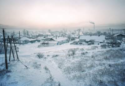 Фотограф показал, как устроен город для бывших заключенных в Казахстане. Фото