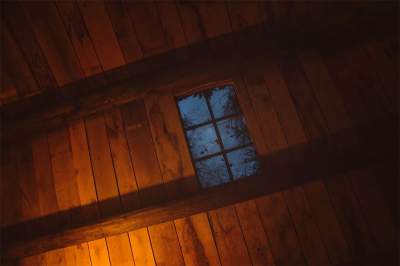 В Швеции нашли сказочную избушку, построенную в начале позапрошлого века. Фото