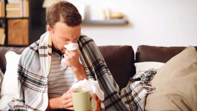 Медики предупредили об опасности "народных" методов во время простуды