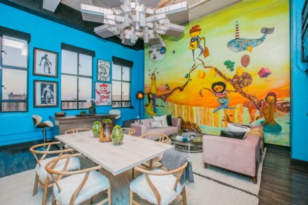 Джонни Депп продает свою недвижимость: роскошные фото квартиры