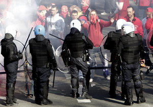 В Брюсселе полиция разогнала демонстрантов, пытавшихся прорваться на саммит ЕС