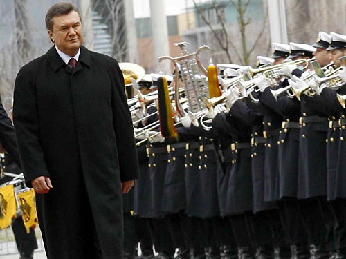 Юлия Тимошенко: "Янукович напоминает позднего Брежнева"