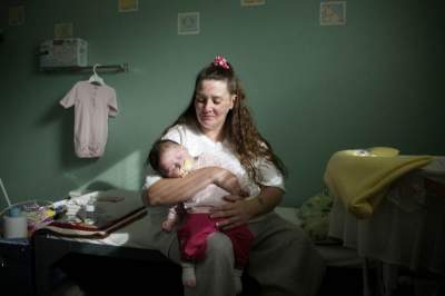 Как живется молодым мамам в американских тюрьмах. Фото