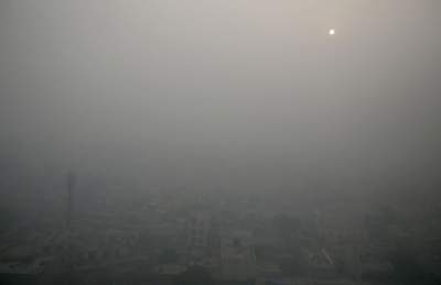 Шокирующие снимки токсичного неба над Индией. Фото