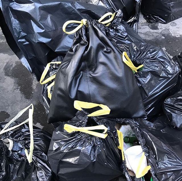 Стильные кожаные сумки в виде мусорного пакета