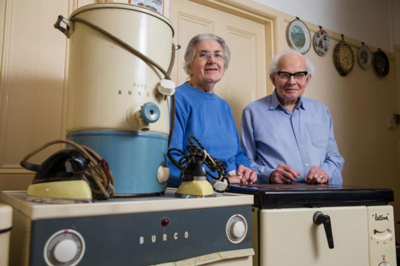 Пожилая пара решила продать 60-летнюю бытовую технику