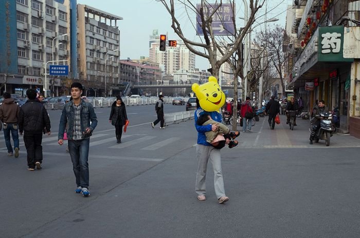 Забавные уличные фотографии от Тао Лю