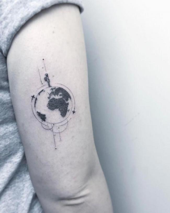 Невероятные татуировки для любителей путешествий (ФОТО)