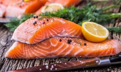 Жирная рыба способна защитить от возрастной потери зрения