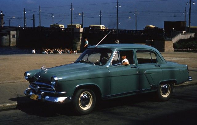 Чем жила советская страна в 1957 году