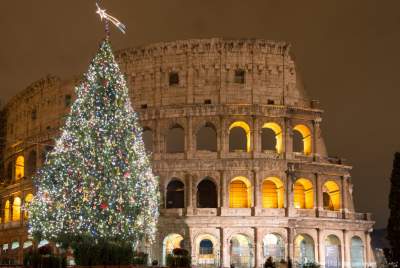 Самые красивые новогодние елки в Европе. Фото