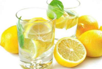 Семь причин, которые заставят вас взглянуть на воду и лимон по-другому
