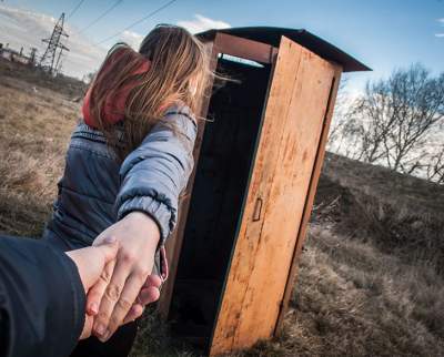 «Следуй за мной»: уморительная пародия на известный фотопроект