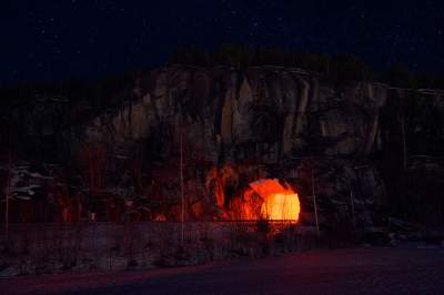 Норвежский фотограф показал очарование ночной зимы. Фото