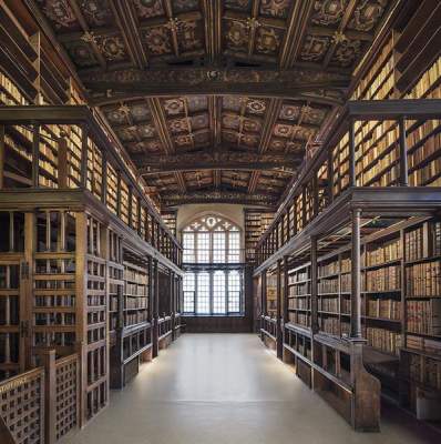 Самые красивые библиотеки мира в объективе немецкого фотографа. Фото