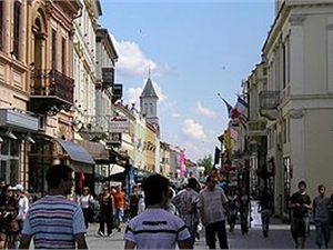 До ноября украинцы смогут ездить в Македонию без виз 
