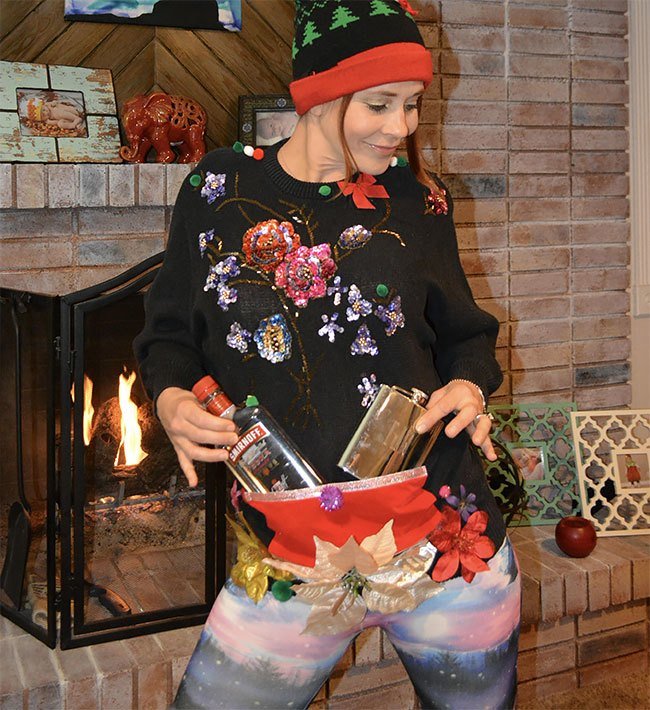 Нелепые и откровенные рождественские свитеры