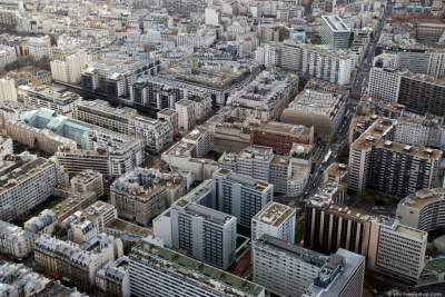 Как выглядит Париж с вершины Эйфелевой башни. Фото