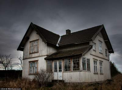 Заброшенные дома Скандинавии в необычном фотопроекте. Фото