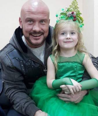 Вячеслав Узелков показал доброе фото с дочкой