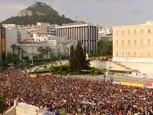 30 тысяч греков вышли на акцию протеста в Афинах против экономической политики властей