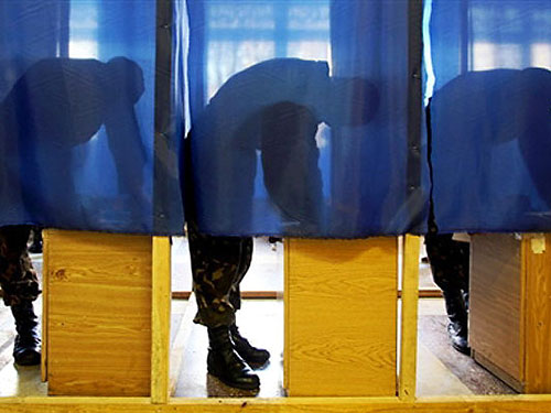 В ПАСЕ обеспокоены желанием украинской власти написать избирательные законы "за закрытыми дверями"