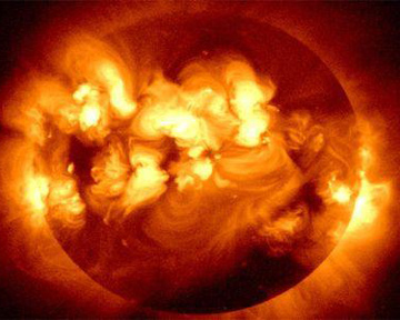 Астрономы утверждают, что разгадали загадку темных пятен на Солнце