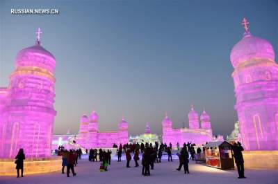 В Китае построили уникальный город изо льда. Фото