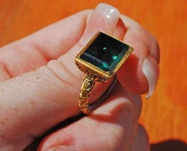 У берегов США нашли кольцо XVII века стоимостью полмиллиона долларов
