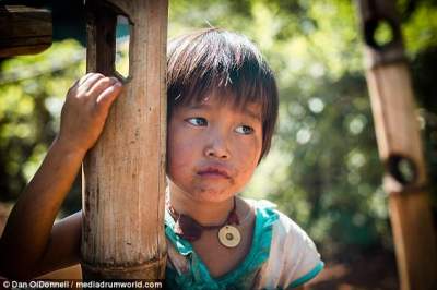 Фотограф показал, как живется коренным народам Мьянмы. Фото