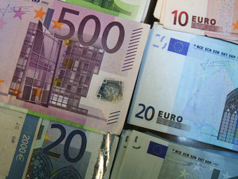 Австрийские подростки принесли в бюро находок десять тысяч евро